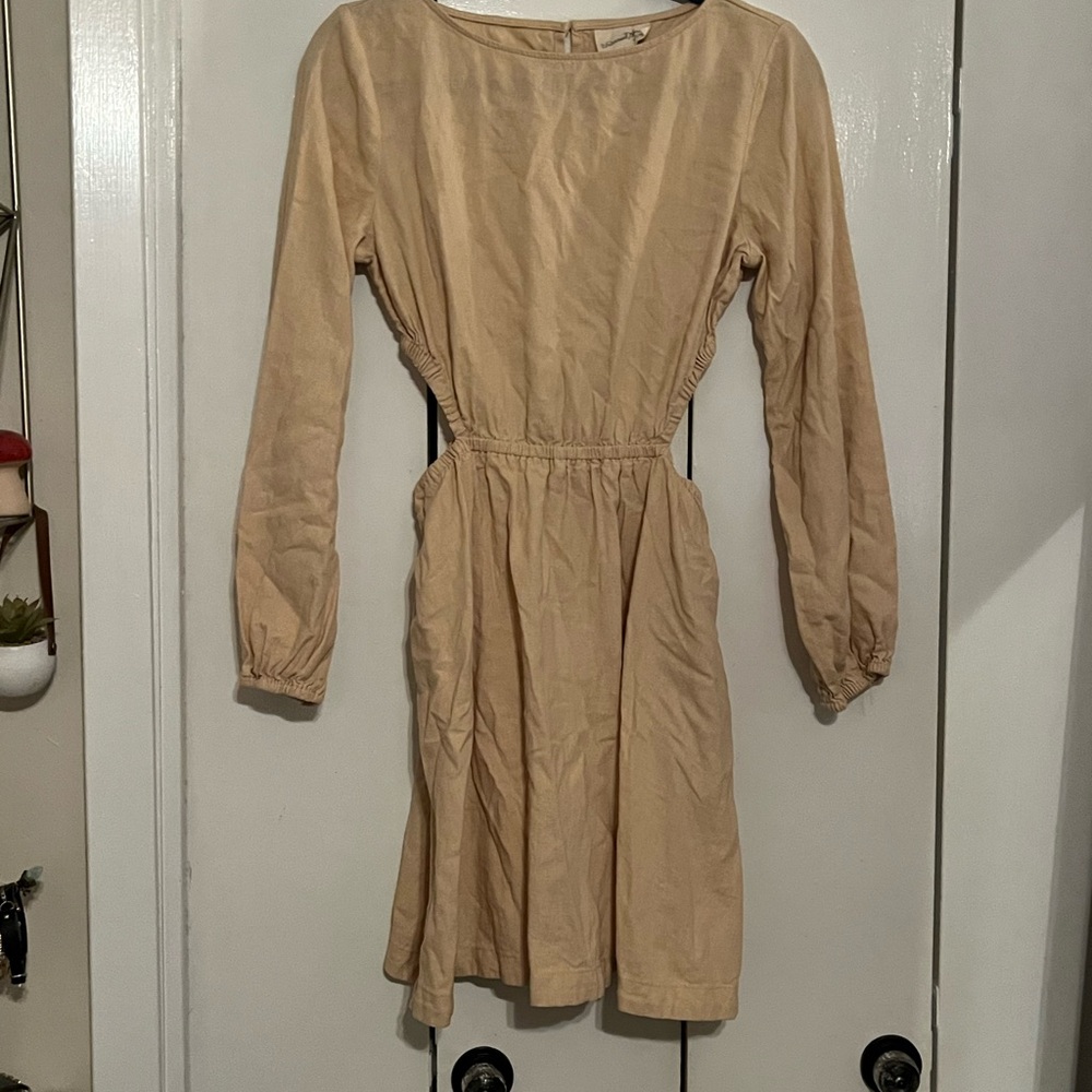 Elegant Tan Long-Sleeve Dress